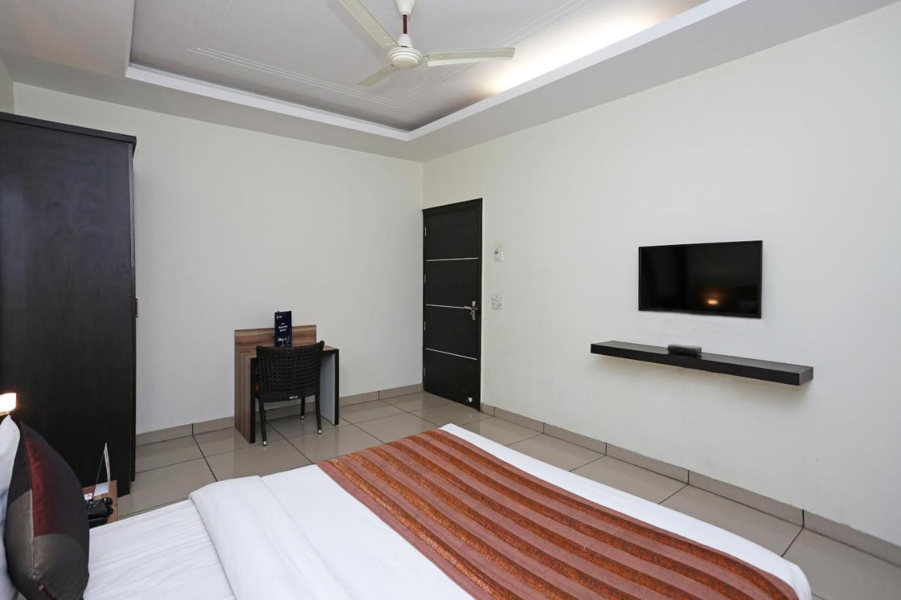 Capital O 1391 Hotel Pushpa Vilas Ghaziabad Exterior photo