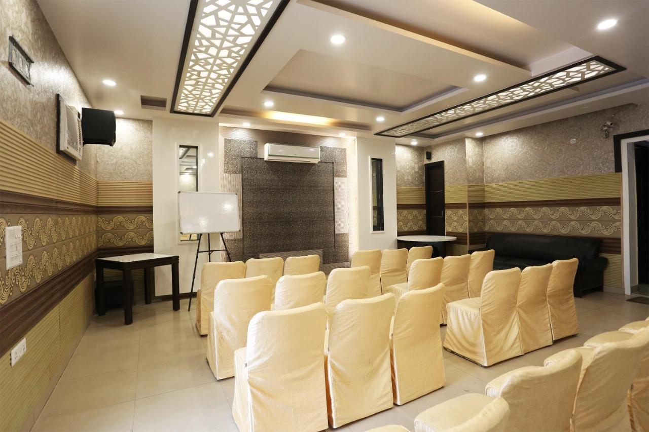 Capital O 1391 Hotel Pushpa Vilas Ghaziabad Exterior photo